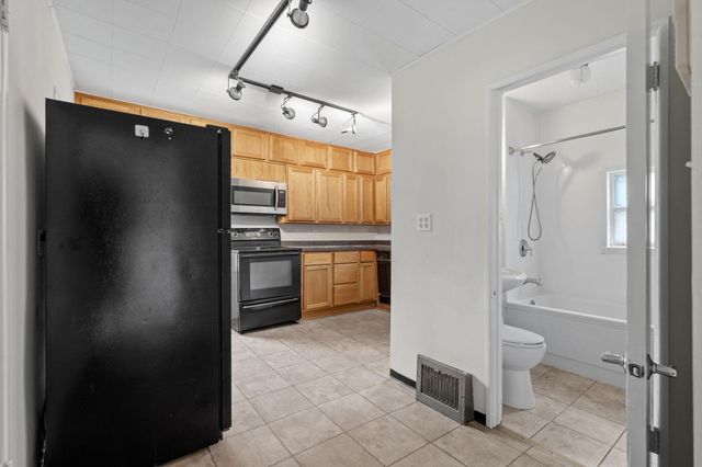 346 Geranium Avenue E, Saint Paul, MN 55130