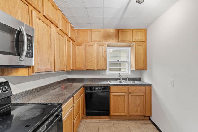 346 Geranium Avenue E, Saint Paul, MN 55130