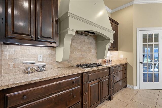 835 Sunset Court, Ardmore, OK 73401