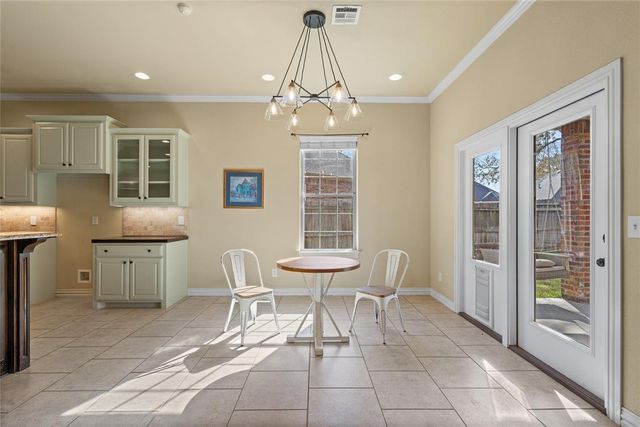 835 Sunset Court, Ardmore, OK 73401