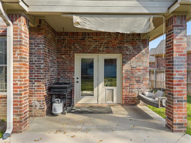 835 Sunset Court, Ardmore, OK 73401