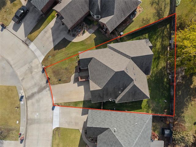 835 Sunset Court, Ardmore, OK 73401