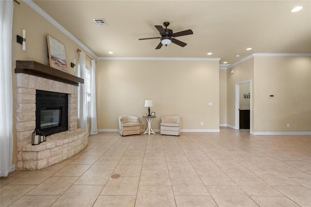 835 Sunset Court, Ardmore, OK 73401