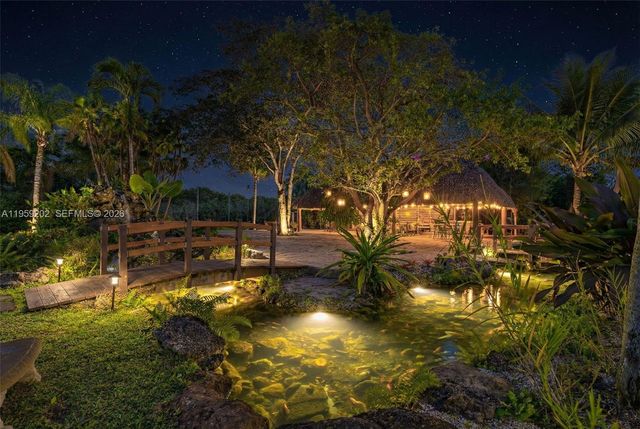 19820 SW 244th St, Homestead, FL 33031