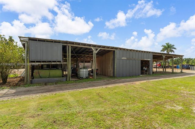 19820 SW 244th St, Homestead, FL 33031