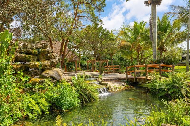 19820 SW 244th St, Homestead, FL 33031