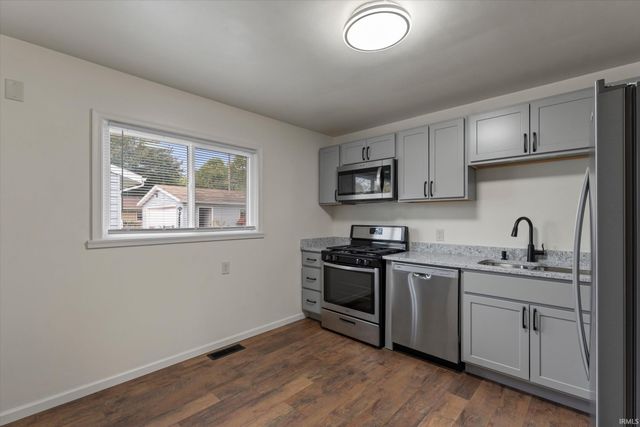 4625 Ridgeway Street, South Bend, IN 46619