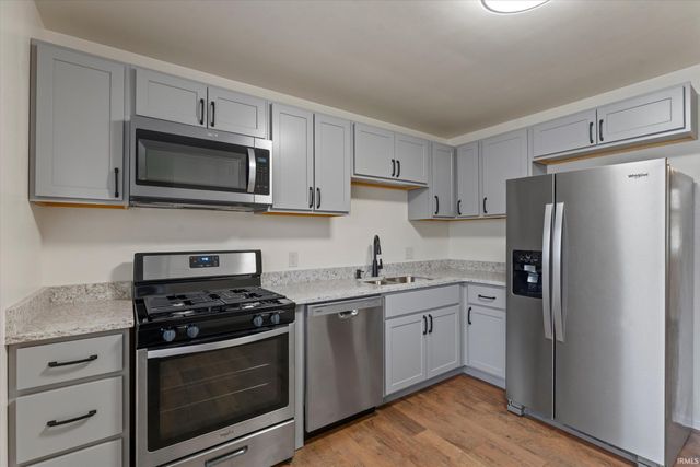 4625 Ridgeway Street, South Bend, IN 46619