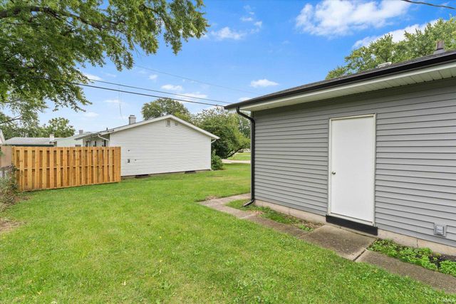 4625 Ridgeway Street, South Bend, IN 46619