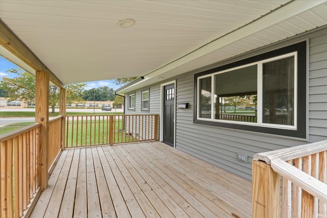 4625 Ridgeway Street, South Bend, IN 46619