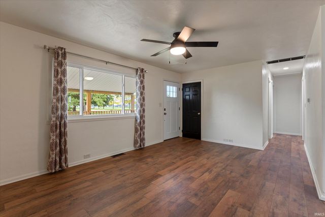 4625 Ridgeway Street, South Bend, IN 46619