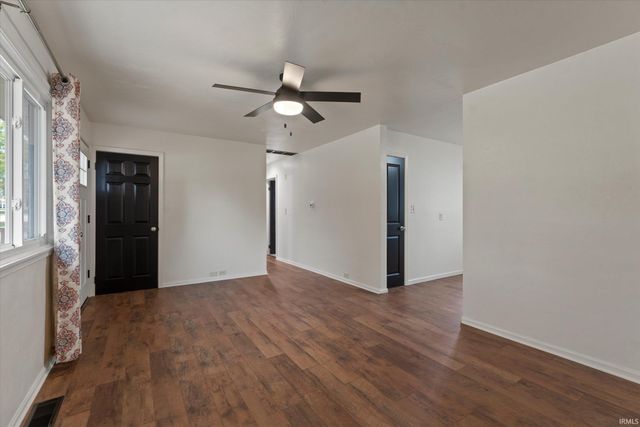 4625 Ridgeway Street, South Bend, IN 46619