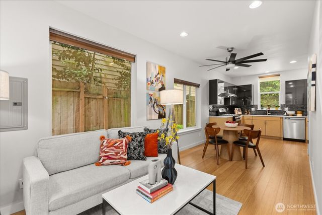 3423 Beacon Avenue S, Seattle, WA 98144