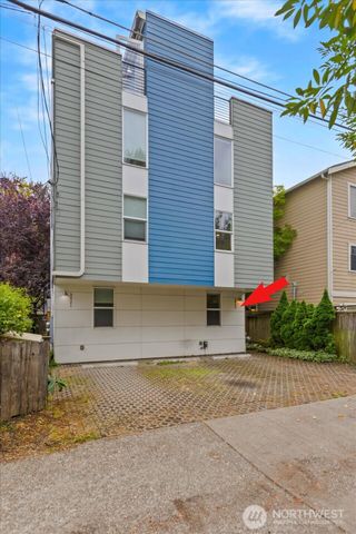 3423 Beacon Avenue S, Seattle, WA 98144