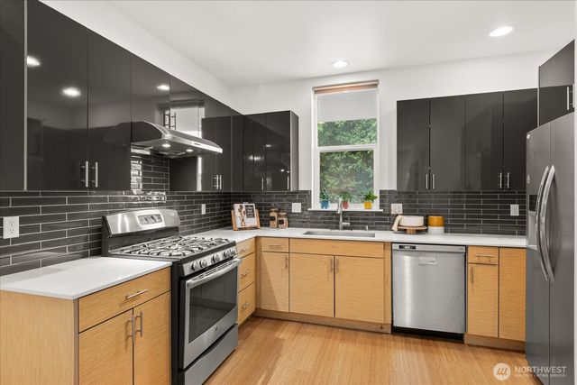 3423 Beacon Avenue S, Seattle, WA 98144