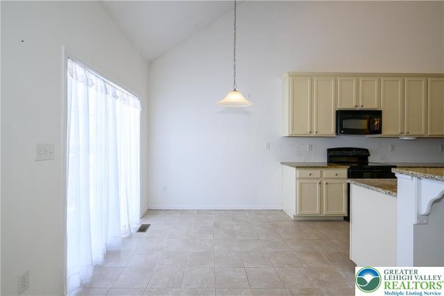 929 Orange Tip Way, Upper Macungie Twp, PA 18031