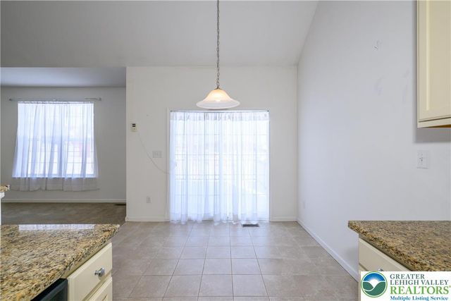 929 Orange Tip Way, Upper Macungie Twp, PA 18031