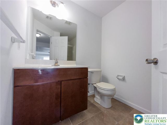 929 Orange Tip Way, Upper Macungie Twp, PA 18031