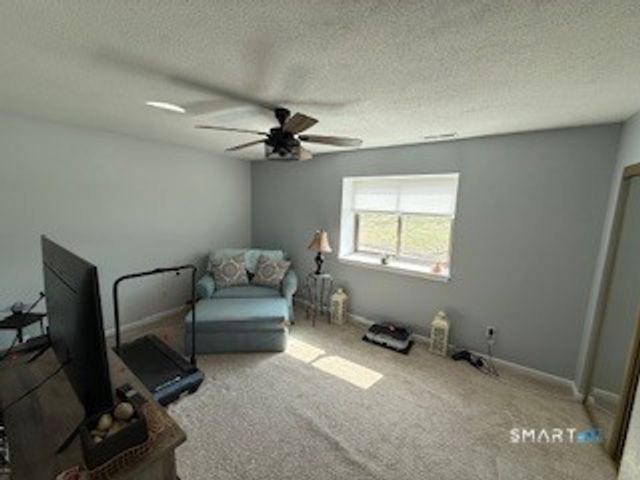 153 Sterling Village 153, Meriden, CT 06450