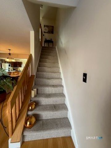 153 Sterling Village 153, Meriden, CT 06450