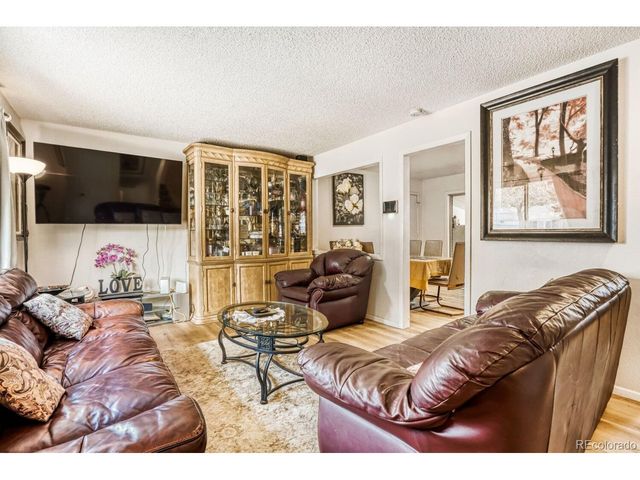 2520 S Fairplay Way, Aurora, CO 80014