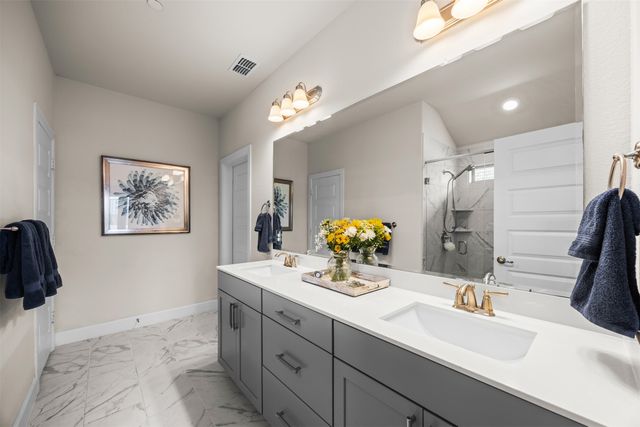 2091 Creekbluff Circle, Lewisville, TX 75010