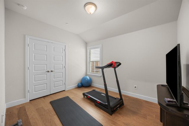 2091 Creekbluff Circle, Lewisville, TX 75010