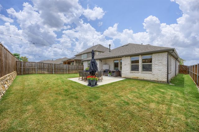 2091 Creekbluff Circle, Lewisville, TX 75010