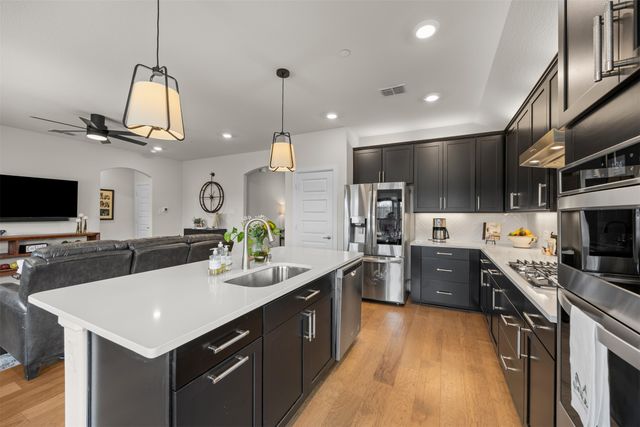 2091 Creekbluff Circle, Lewisville, TX 75010