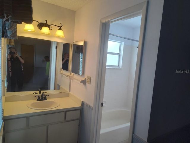 8850 PINE BAY COURT, Orlando, FL 32825