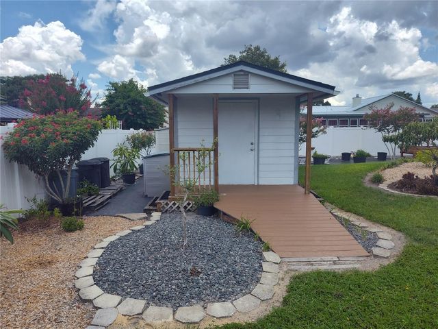 8850 PINE BAY COURT, Orlando, FL 32825