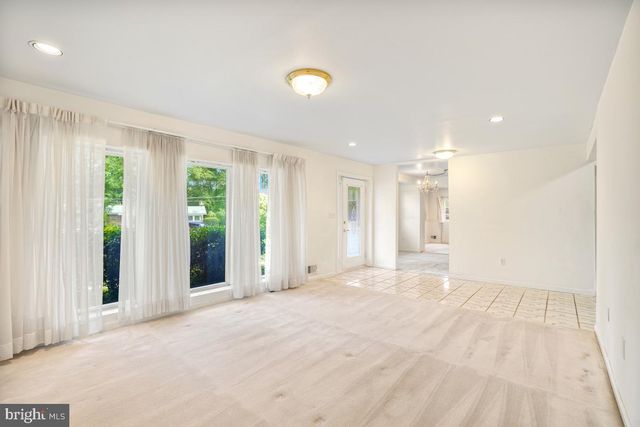 1407 NORTHCREST DR, Silver Spring, MD 20904