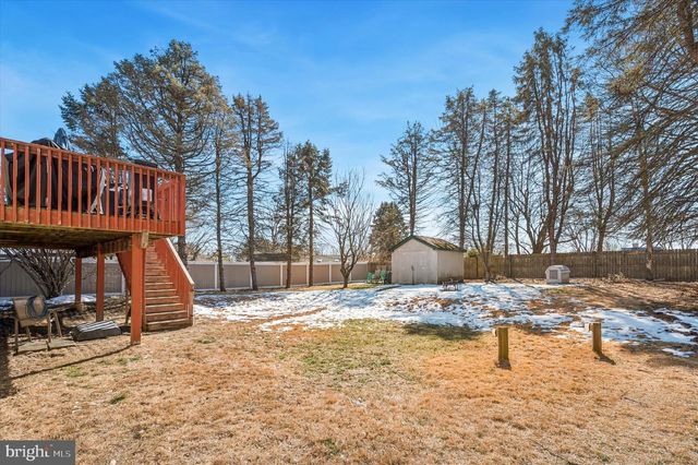 2441 WEIR RD, Aston, PA 19014