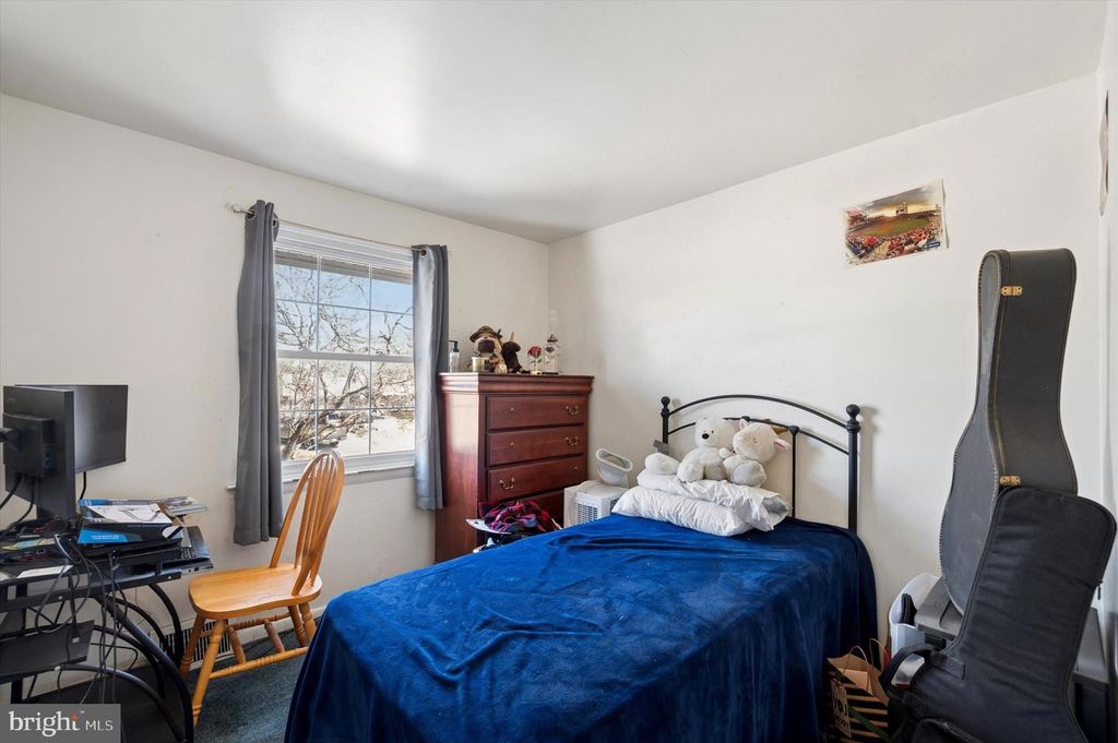 Image 22 of property listing at 2441 WEIR RD, Aston, PA 19014