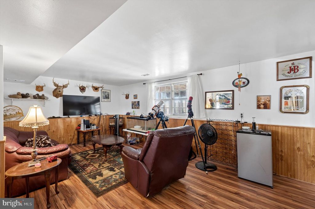 Image 23 of property listing at 2441 WEIR RD, Aston, PA 19014