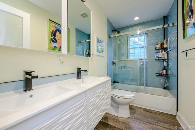 75 Curley Street, Long Beach, NY 11561