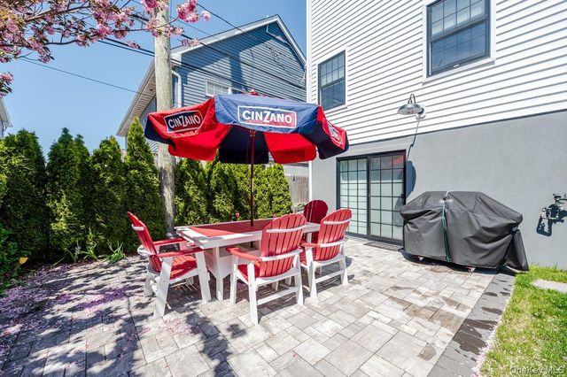 75 Curley Street, Long Beach, NY 11561