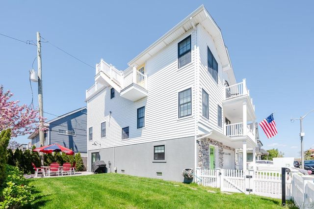 75 Curley Street, Long Beach, NY 11561