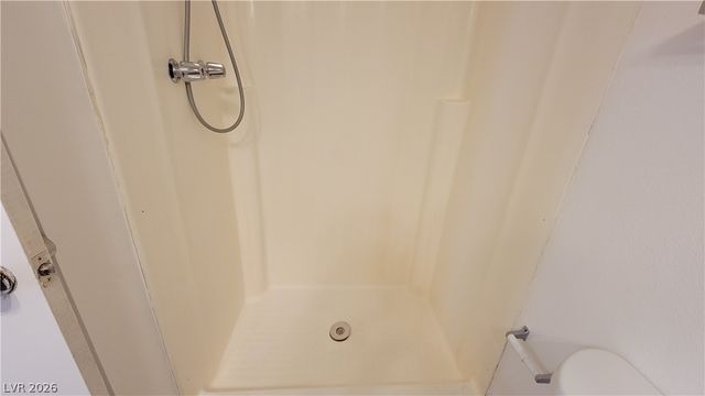 638 Brookway Lane, Las Vegas, NV 89169
