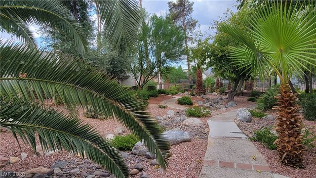 638 Brookway Lane, Las Vegas, NV 89169