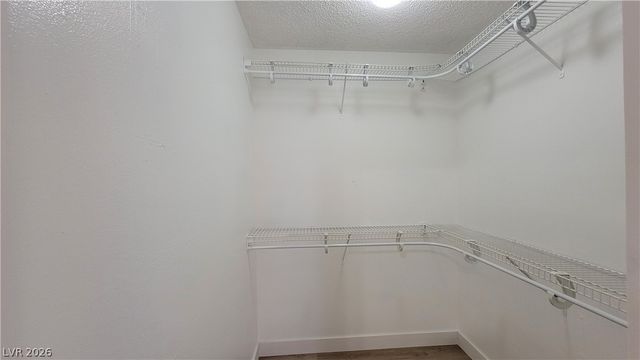 638 Brookway Lane, Las Vegas, NV 89169