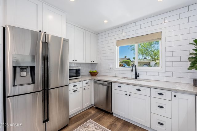 3934 E ALTADENA Avenue, Phoenix, AZ 85028