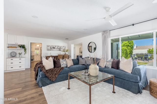 3934 E ALTADENA Avenue, Phoenix, AZ 85028