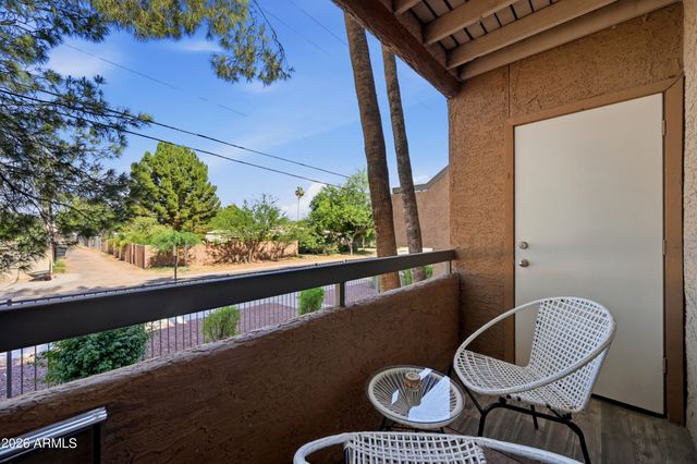 2625 E INDIAN SCHOOL Road 244, Phoenix, AZ 85016