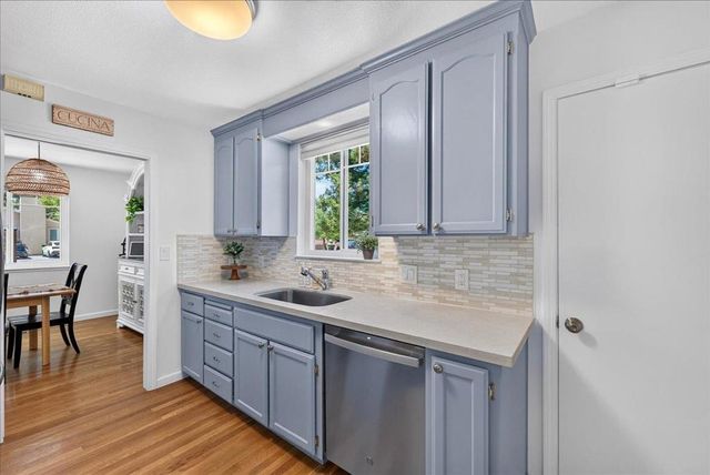 1223 Saint Francis Street, Redwood City, CA 94061