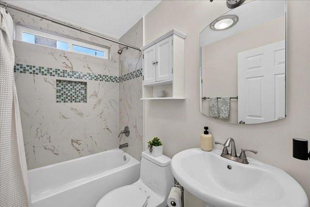 1223 Saint Francis Street, Redwood City, CA 94061