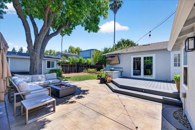 1223 Saint Francis Street, Redwood City, CA 94061