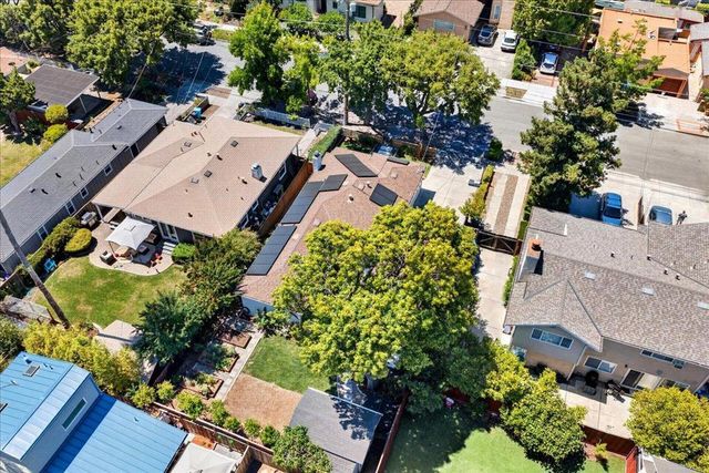 1223 Saint Francis Street, Redwood City, CA 94061