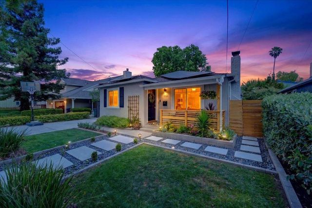 1223 Saint Francis Street, Redwood City, CA 94061