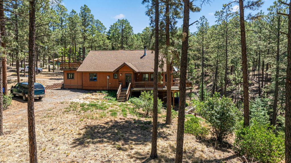 Image 37 of property listing at 241 Trilobite Trail, Jemez Springs, NM 87025